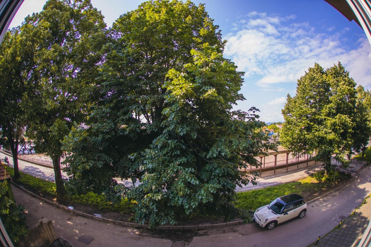Riverview Ni Buitenkant foto